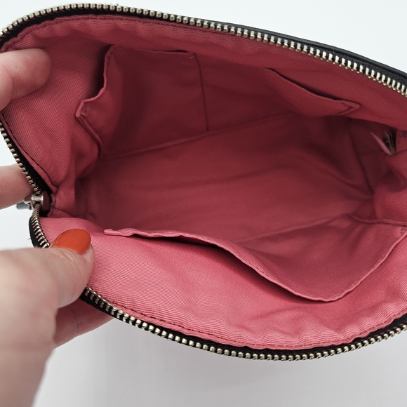 ❤️🩷COACH Ltd. Edition Harley Valentine's Heart Travel / Cosmetic Bag🩷❤️ - Picture 6 of 6